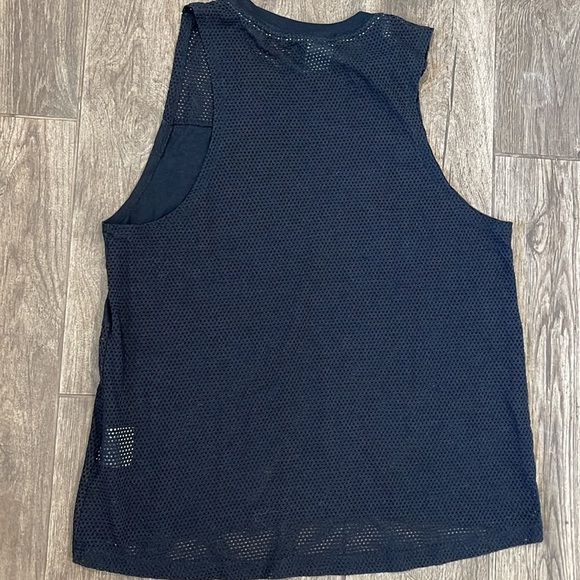 Nike Black and White Cotton Blend Mesh Workout Tank - Picture 4 of 4
